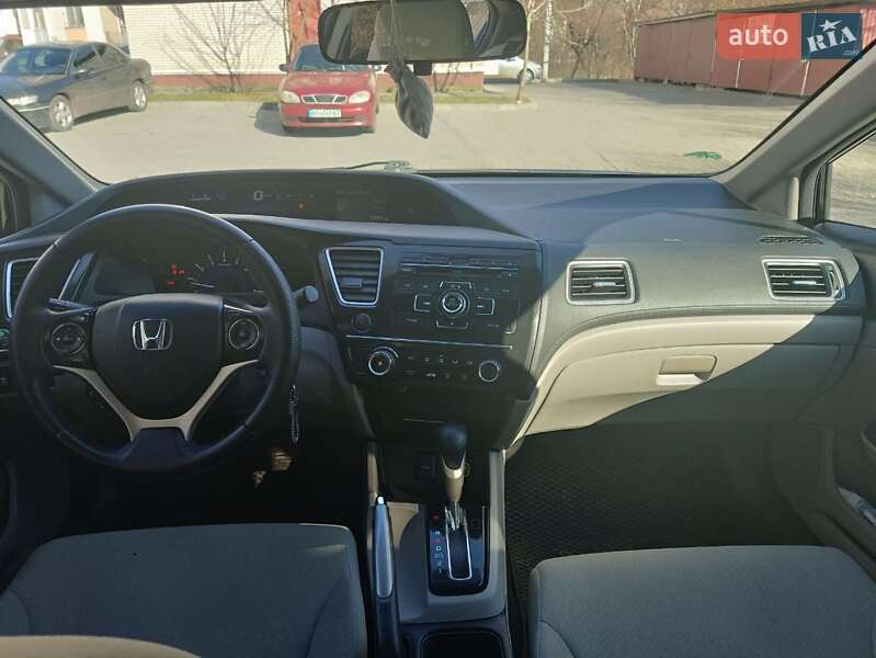 Седан Honda Civic 2013 в Тернополе