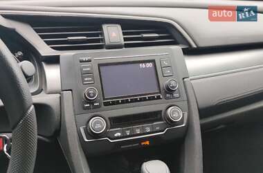 Седан Honda Civic 2017 в Чернігові