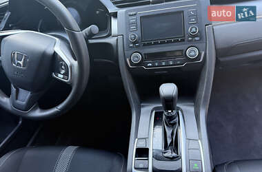 Хэтчбек Honda Civic 2018 в 