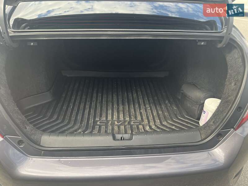 Седан Honda Civic 2018 в Харкові