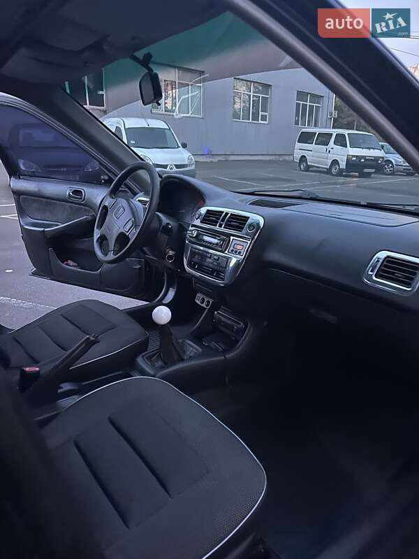 Седан Honda Civic 1996 в Одессе