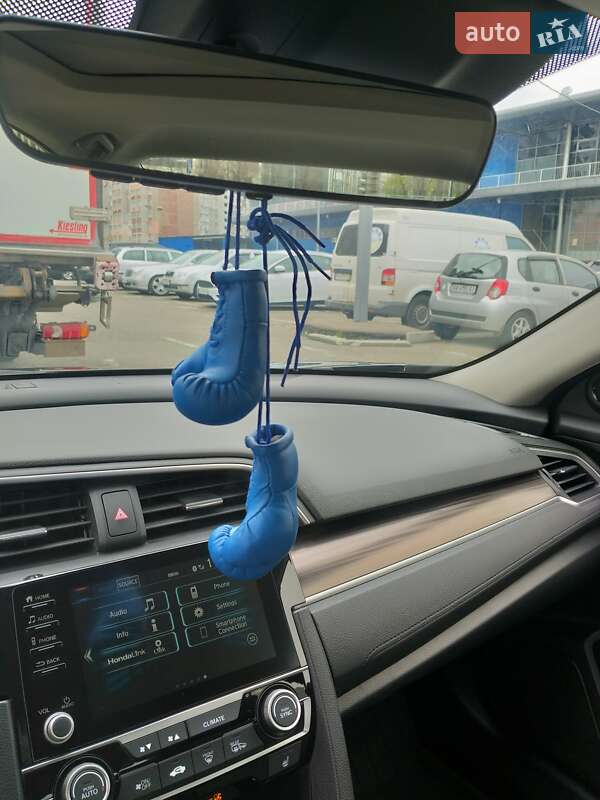 Седан Honda Civic 2019 в Києві