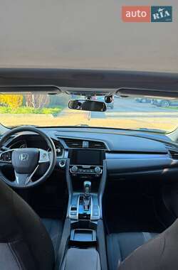 Седан Honda Civic 2016 в 