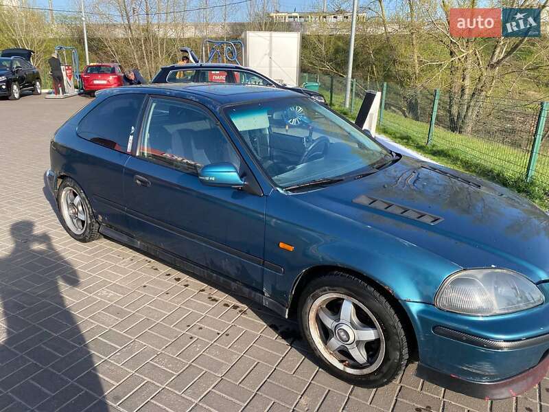 Хэтчбек Honda Civic 1997 в Киеве