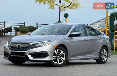 Седан Honda Civic 2017 в 