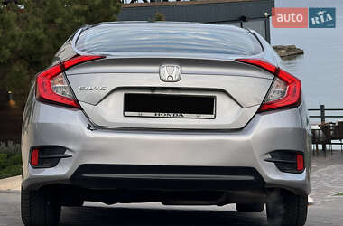 Седан Honda Civic 2017 в 