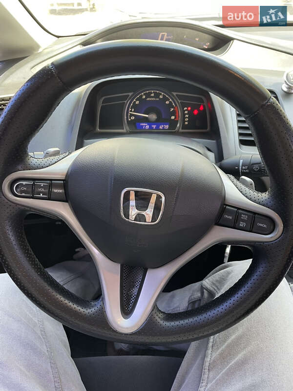 Седан Honda Civic 2006 в Миколаєві