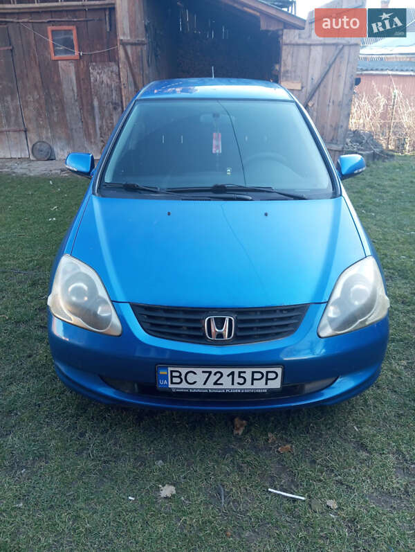 Хэтчбек Honda Civic 2004 в 