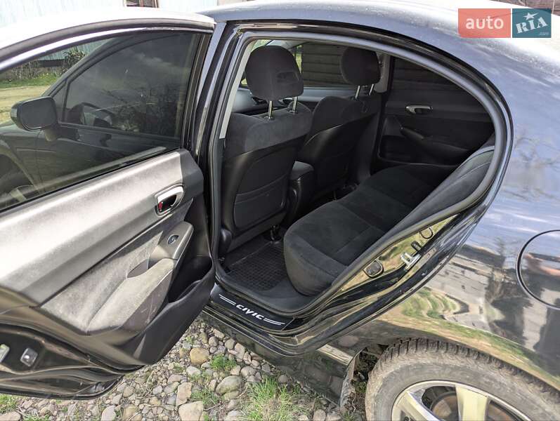 Седан Honda Civic 2008 в Долине