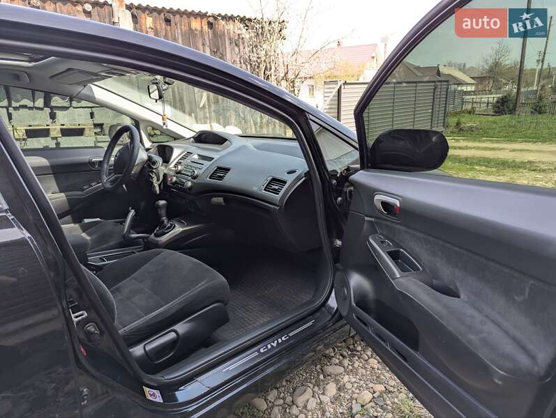 Седан Honda Civic 2008 в Долине