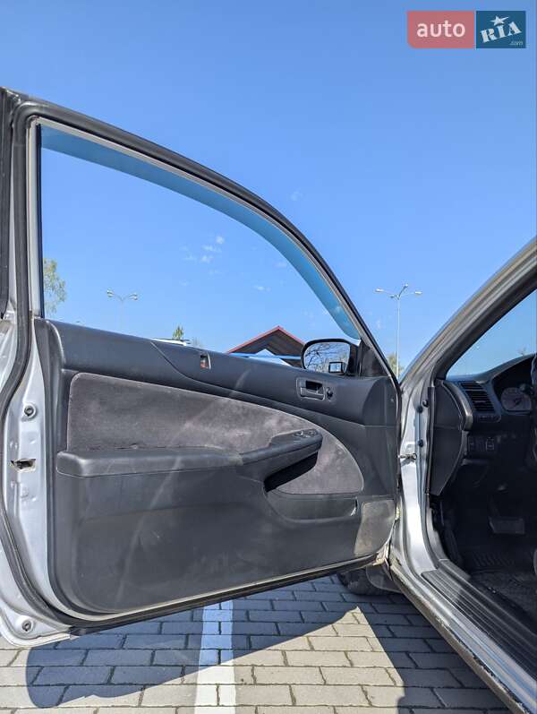 Купе Honda Civic 2001 в Львові