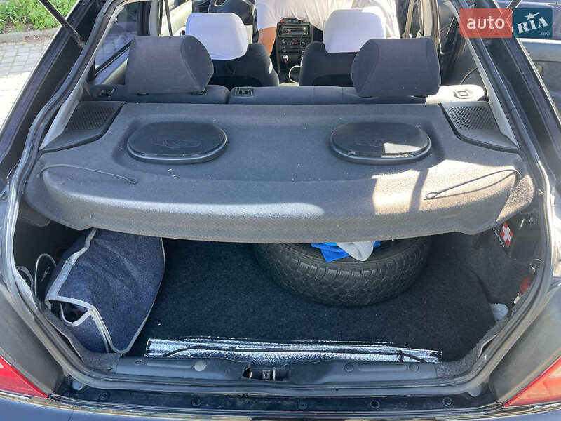 Лифтбек Honda Civic 1997 в Умани