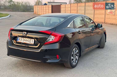 Седан Honda Civic 2016 в 