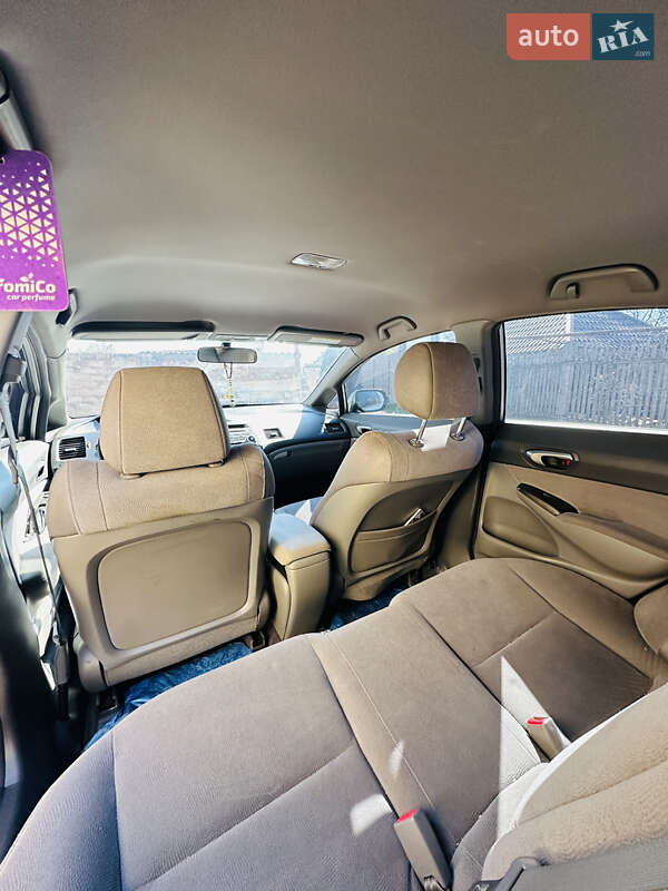 Седан Honda Civic 2006 в Кривому Розі