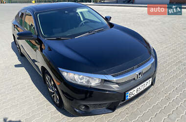 Седан Honda Civic 2016 в Львове