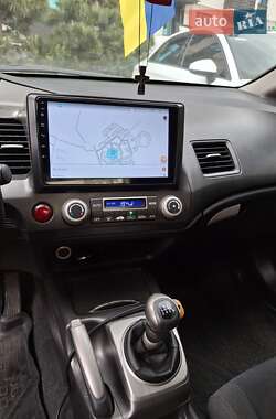 Седан Honda Civic 2009 в 