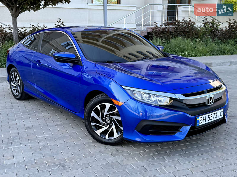 Купе Honda Civic 2016 в 