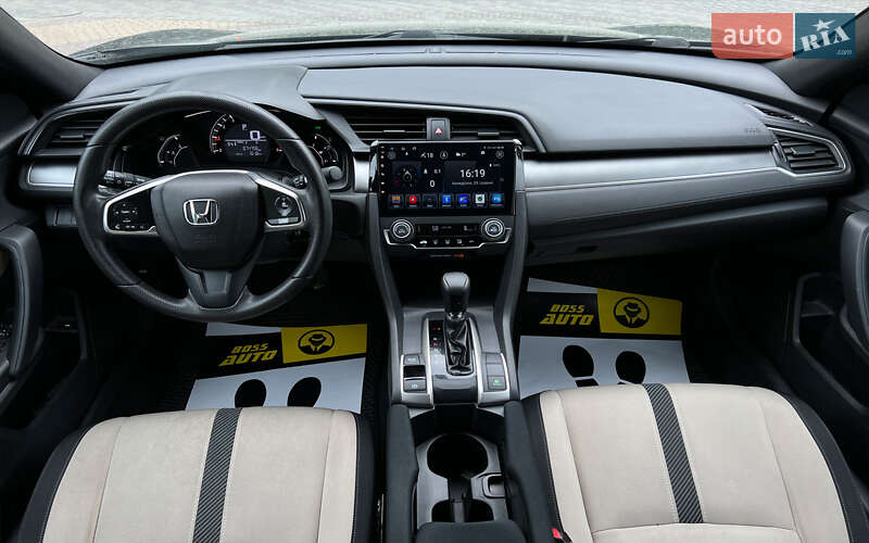 Купе Honda Civic 2016 в Львове