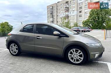 Хэтчбек Honda Civic 2007 в 