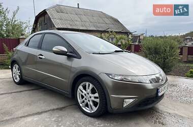 Хэтчбек Honda Civic 2007 в 