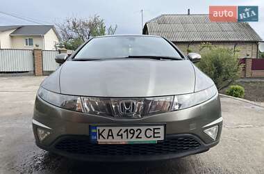 Хэтчбек Honda Civic 2007 в 