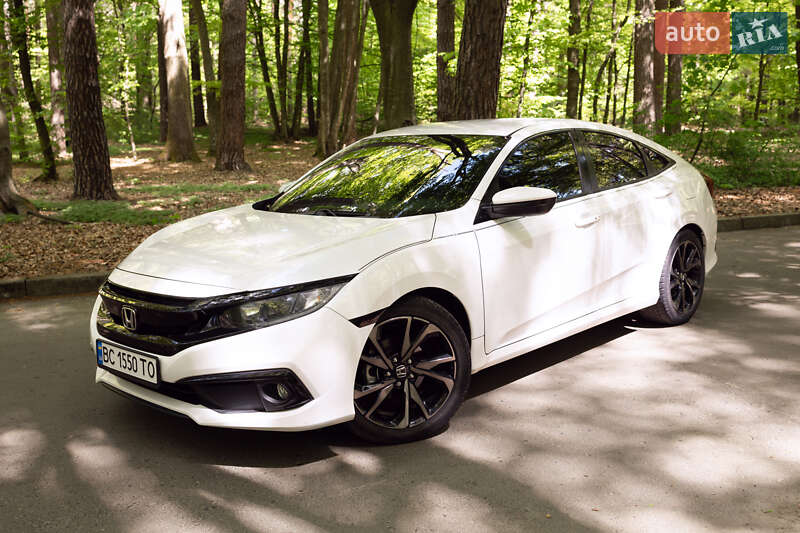 Седан Honda Civic 2021 в Львові