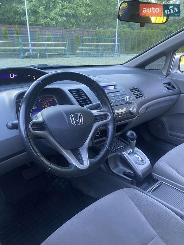Седан Honda Civic 2008 в Харкові