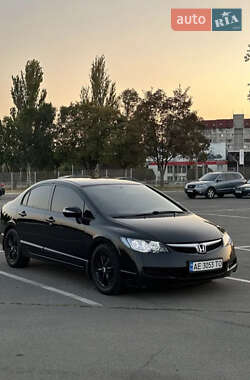 Седан Honda Civic 2008 в Днепре