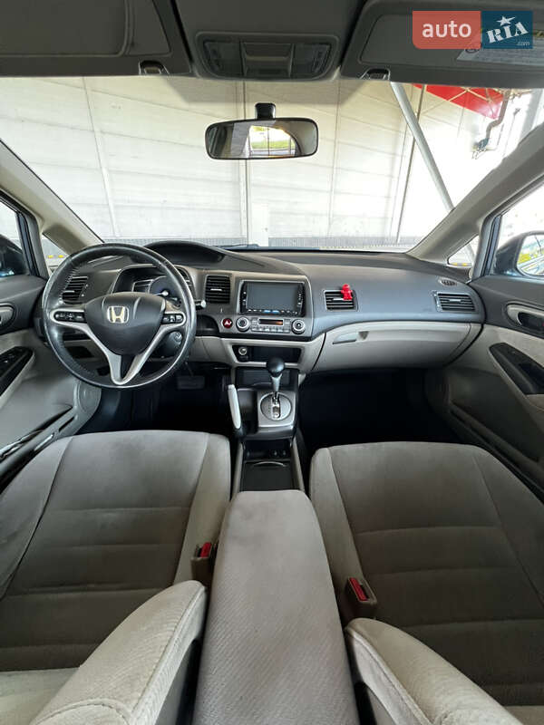 Седан Honda Civic 2010 в Рівному
