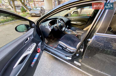 Хэтчбек Honda Civic 2008 в 