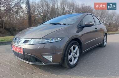 Хетчбек Honda Civic 2010 в Звягелі