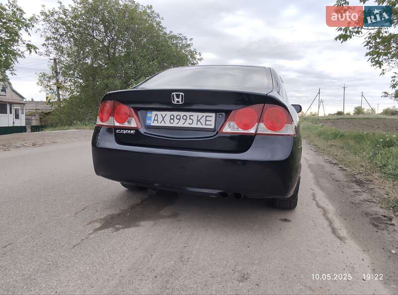 Седан Honda Civic 2007 в Первомайську