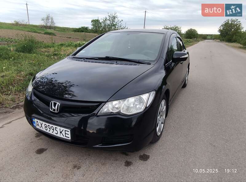 Седан Honda Civic 2007 в Первомайську
