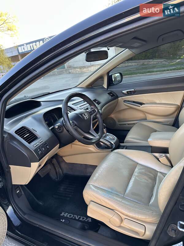 Седан Honda Civic 2006 в Полтаві