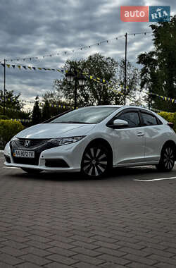 Хэтчбек Honda Civic 2014 в 