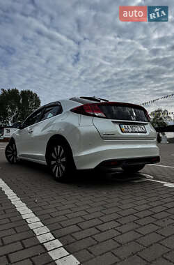 Хэтчбек Honda Civic 2014 в 