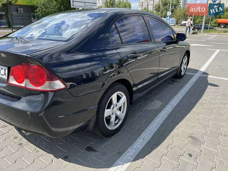 Седан Honda Civic 2007 в Києві