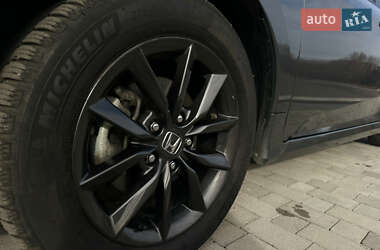 Седан Honda Civic 2021 в 