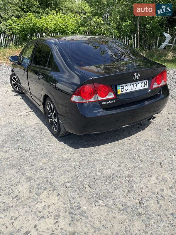 Седан Honda Civic 2007 в Мукачевому