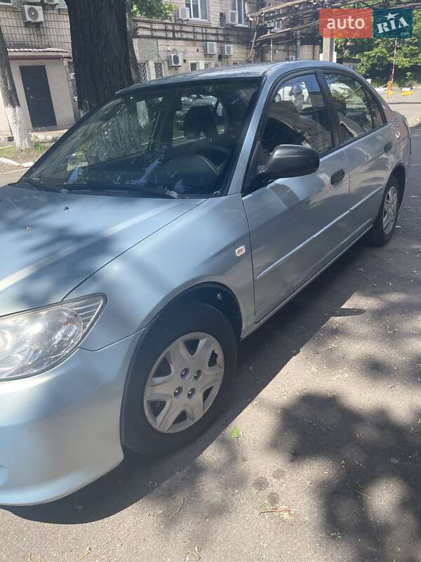 Седан Honda Civic 2004 в Києві