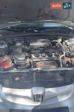 Седан Honda Civic 2004 в 