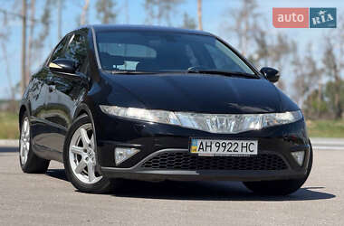 Хэтчбек Honda Civic 2008 в 