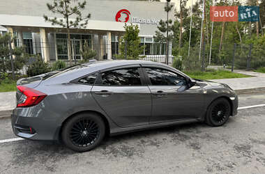 Седан Honda Civic 2017 в 