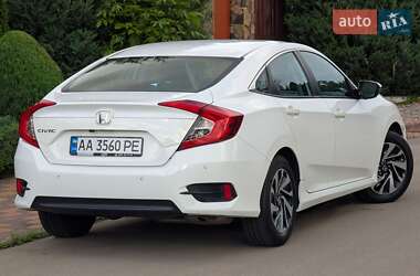 Седан Honda Civic 2017 в 