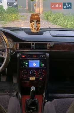 Хетчбек Honda Civic 2000 в 
