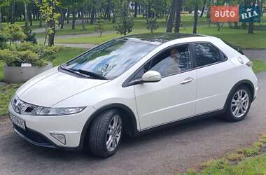 Хэтчбек Honda Civic 2010 в 