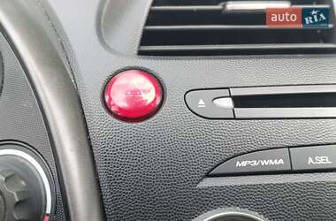 Хэтчбек Honda Civic 2010 в 