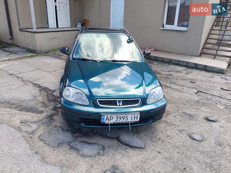 Седан Honda Civic 1997 в Запоріжжі
