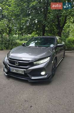 Хэтчбек Honda Civic 2019 в 