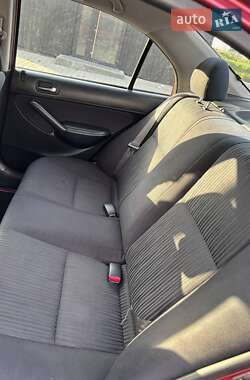 Седан Honda Civic 2005 в 